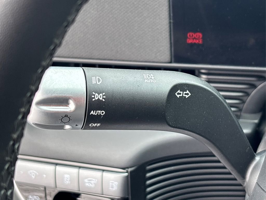 Used 2025 Hyundai Ioniq 5 Limited image 27