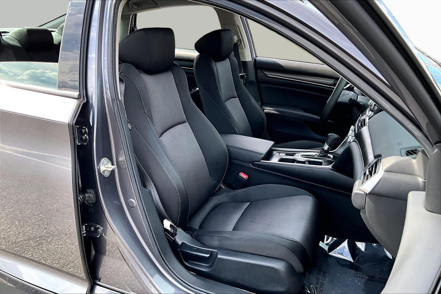 Used 2019 Honda Accord LX image 9