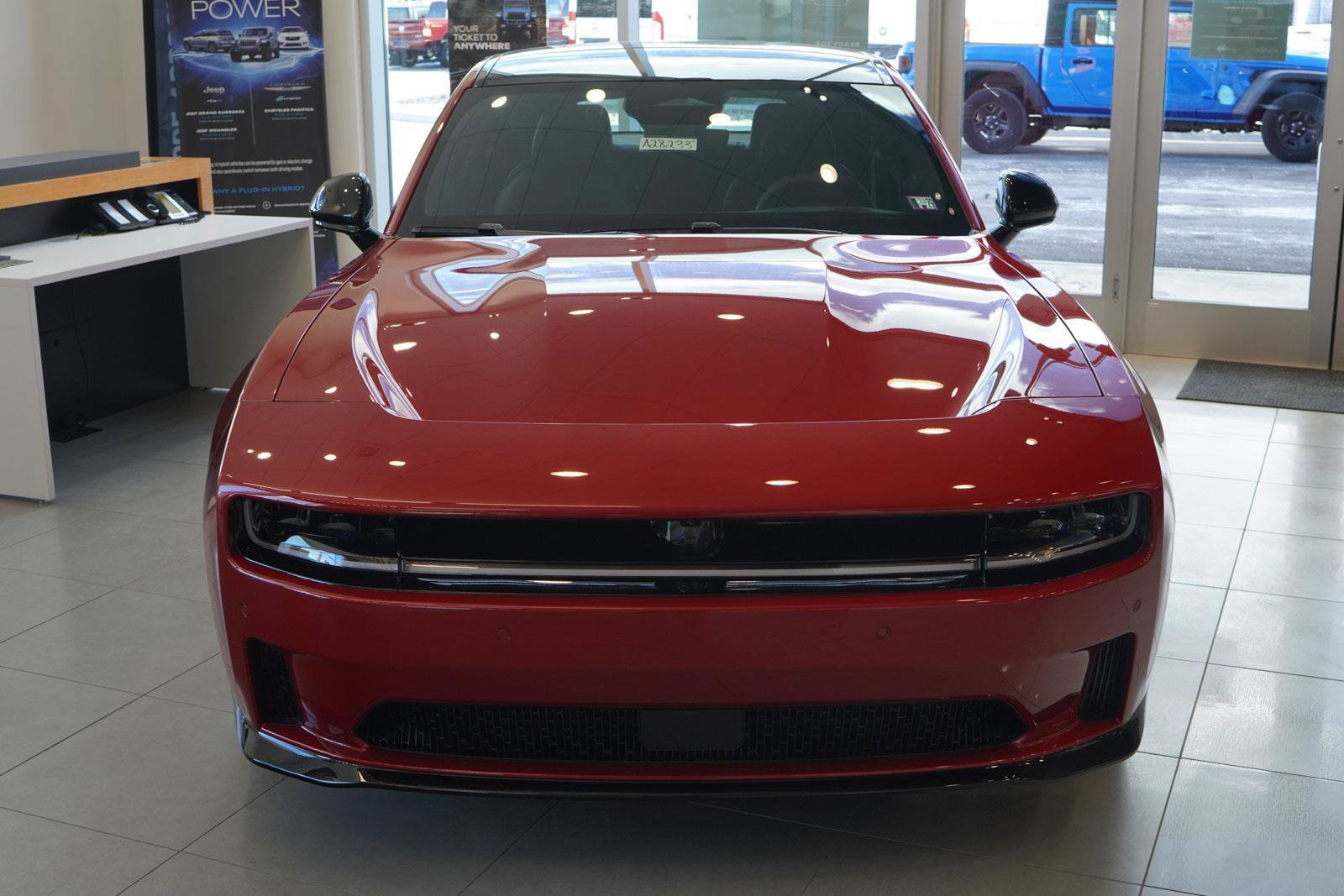 Used 2024 Dodge Charger Daytona R/T w/ Plus Group image 4
