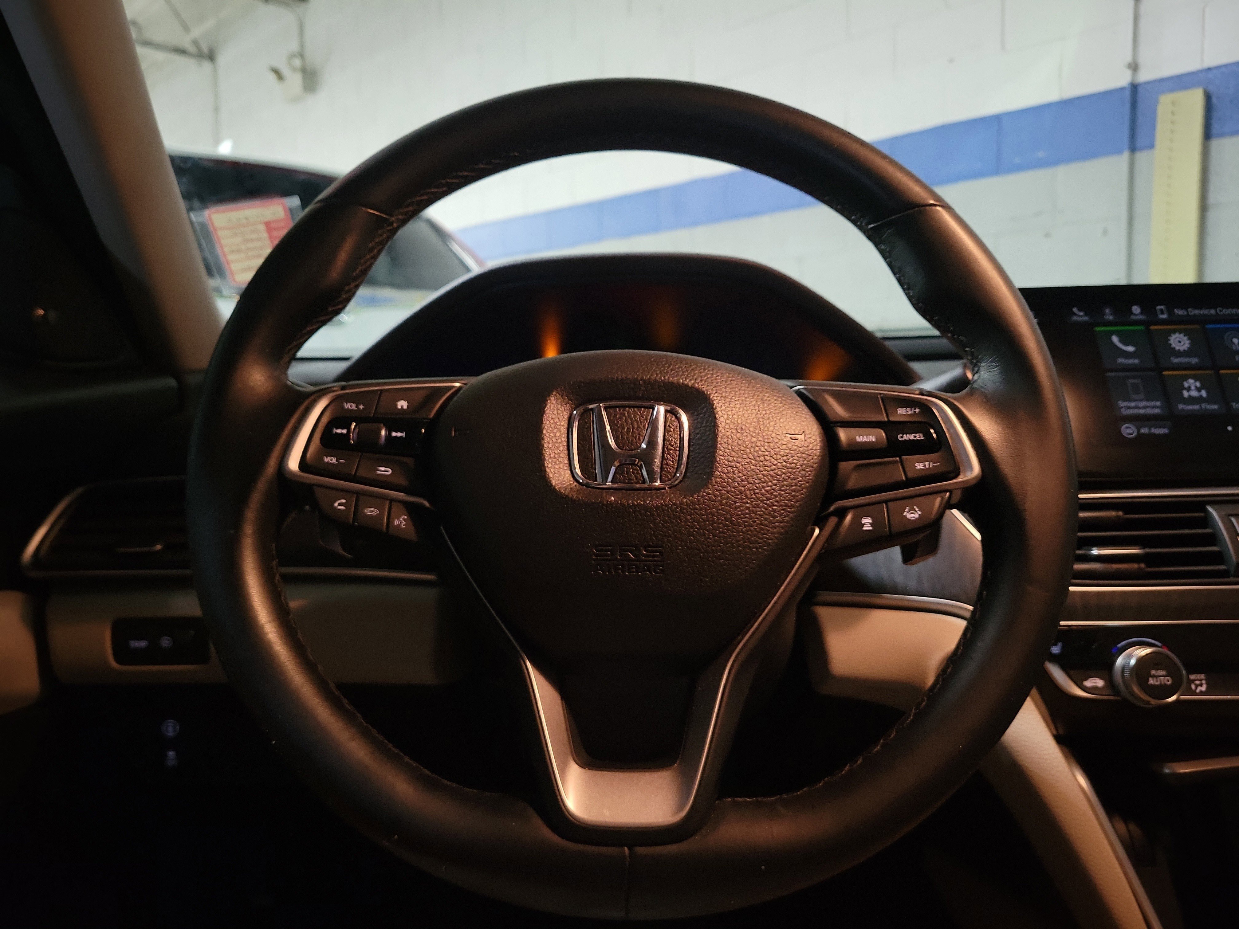 Used 2018 Honda Accord EX-L image 23