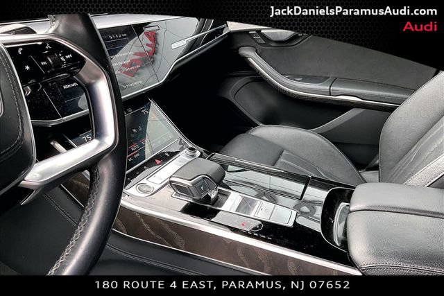 Used 2022 Audi A8 L 3.0T AWD/4WD image 12
