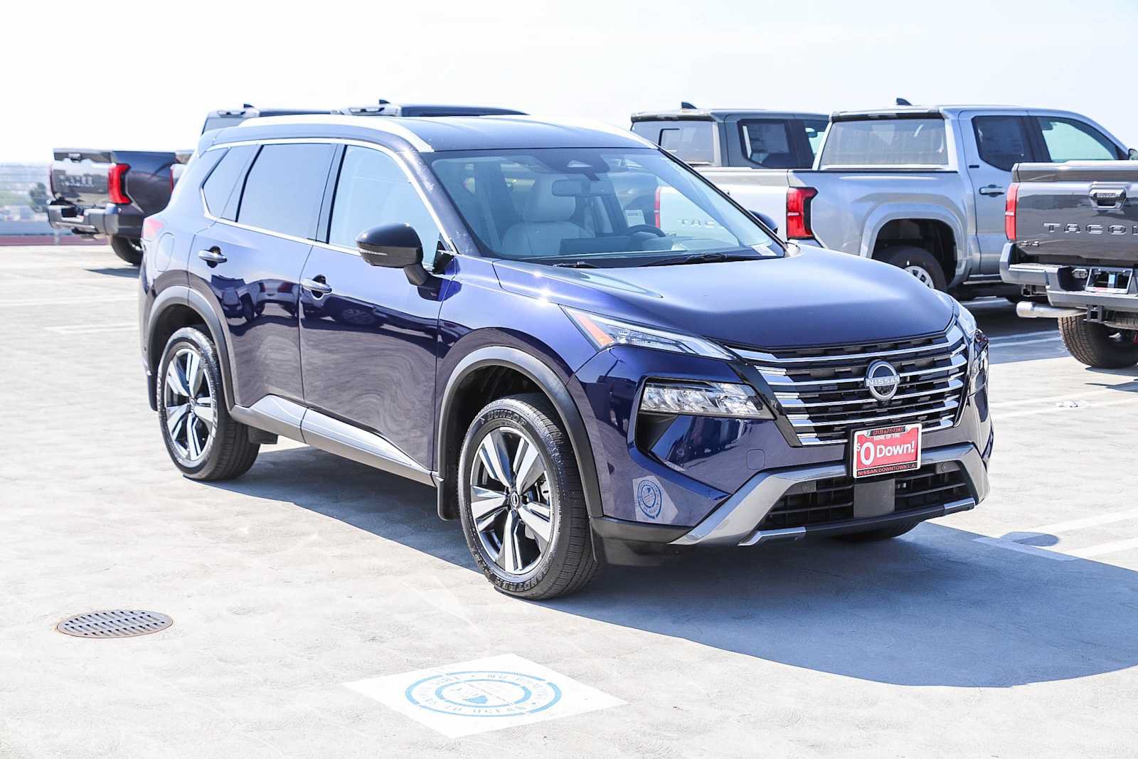 Used 2025 Nissan Rogue SL AWD/4WD image 3