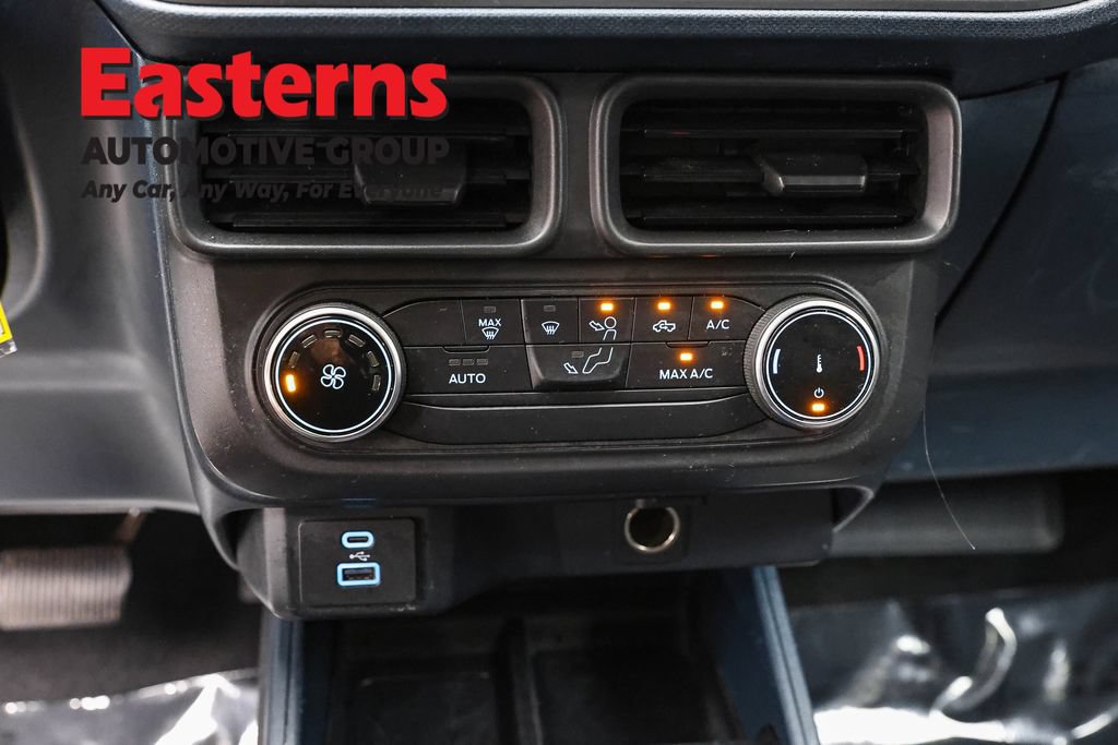 Used 2022 Ford Maverick XL FWD image 19
