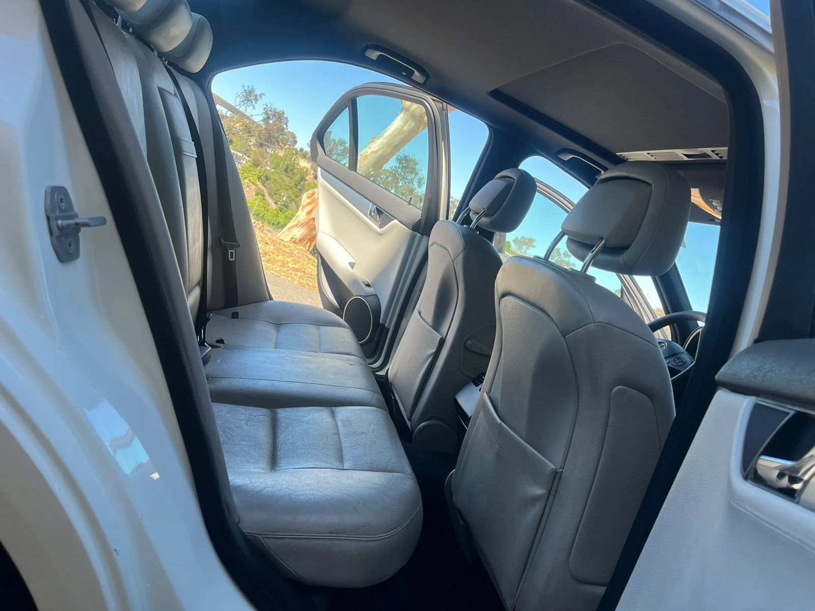 Used 2009 Mercedes-Benz C 300 Sedan image 17
