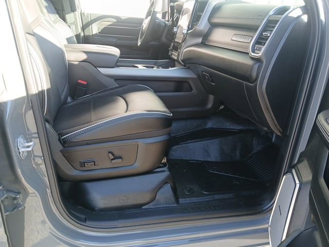 Used 2026 RAM 4500 Tradesman w/ Laramie Trim Package image 32