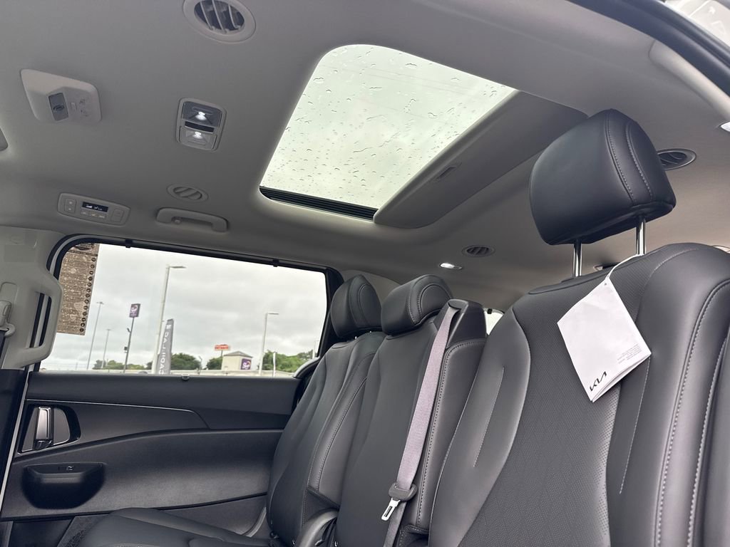 New 2026 Kia Carnival SX image 22