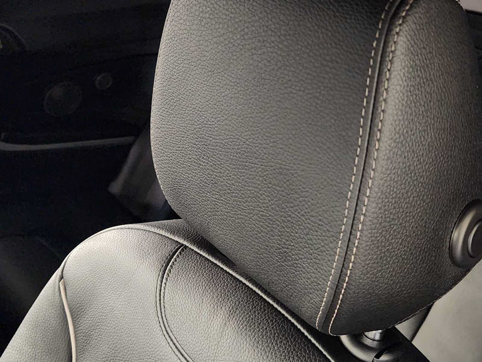 Used 2020 BMW 430i Coupe w/ M Sport Package RWD image 13