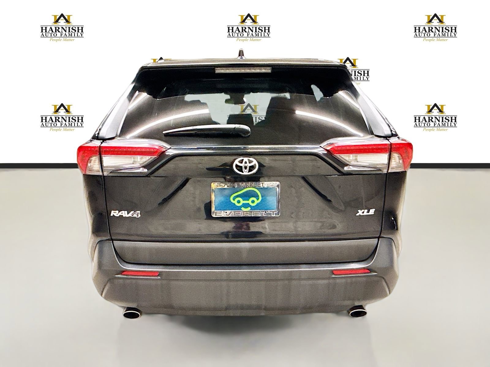 Used 2024 Toyota RAV4 XLE FWD image 6