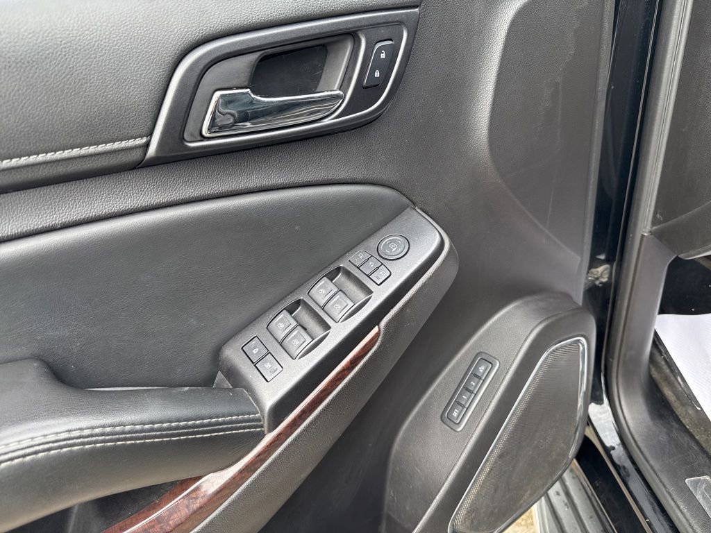 Used 2016 GMC Yukon SLT image 25