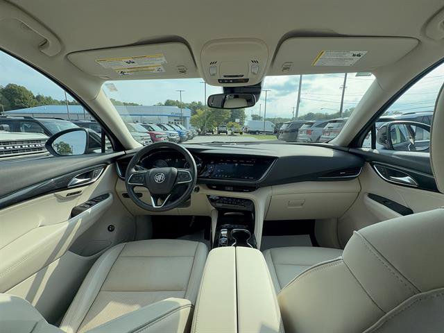 Used 2023 Buick Envision Essence AWD/4WD image 23