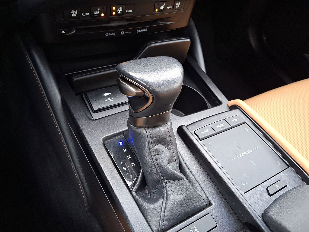 Used 2022 Lexus ES 350 Base w/ Premium Package image 15