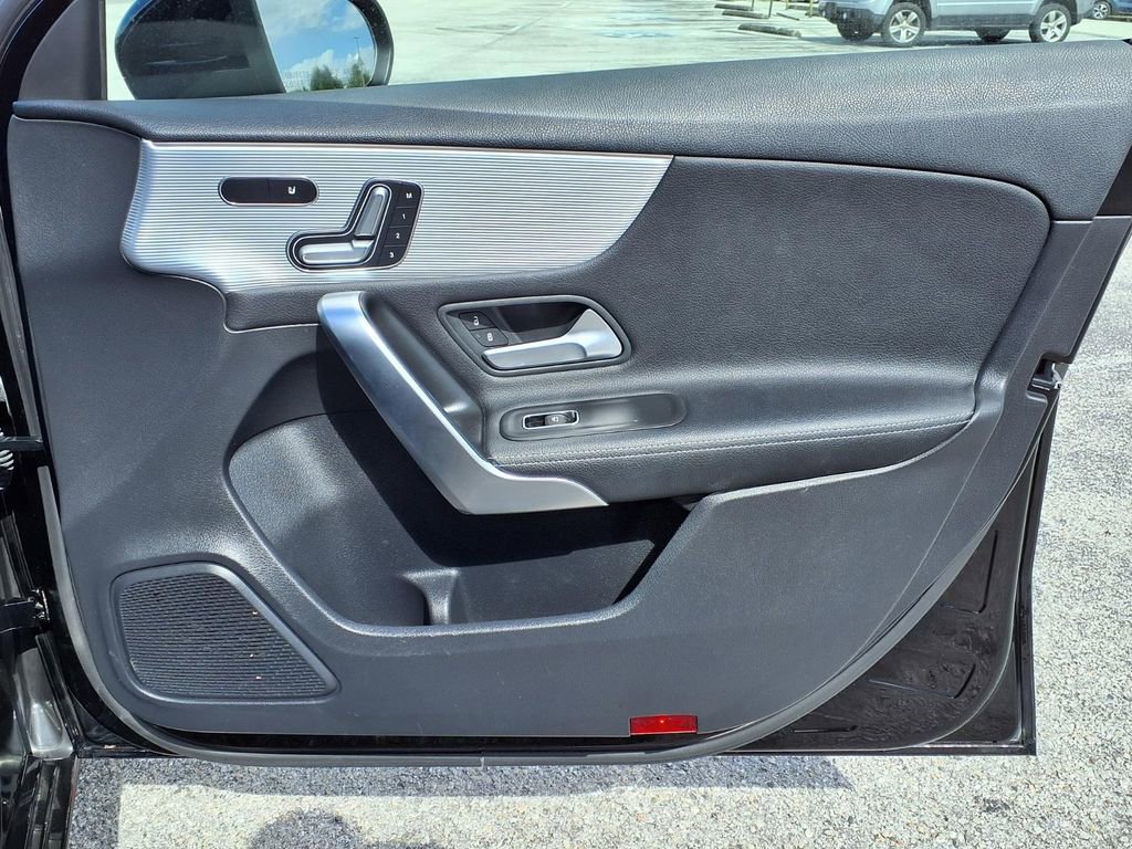 Used 2021 Mercedes-Benz A 220 4MATIC image 13