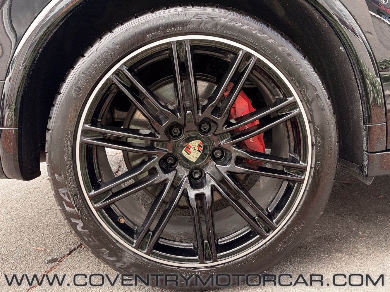 Used 2017 Porsche Cayenne GTS AWD/4WD image 10