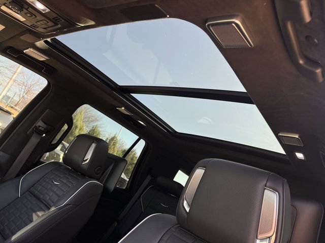 Used 2024 Cadillac Escalade V image 23