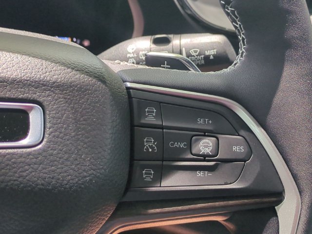 New 2026 Jeep Grand Cherokee Altitude RWD image 21