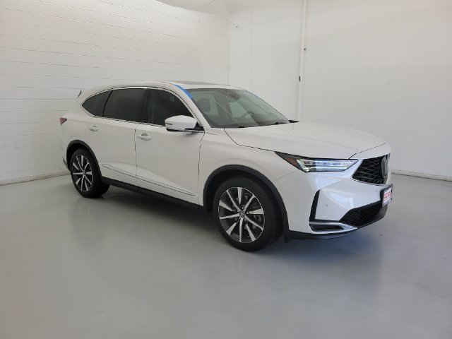 Used 2025 Acura MDX w/ Technology Package FWD image 3