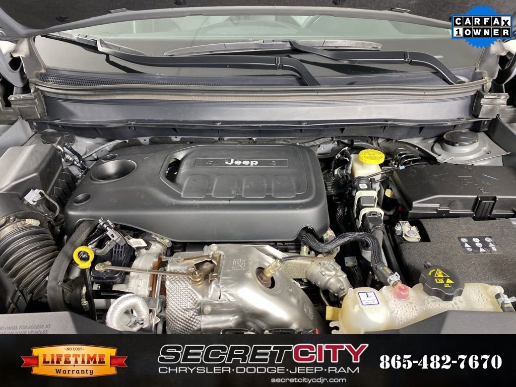 Used 2022 Jeep Cherokee Latitude Lux w/ Sun & Sound Group image 36