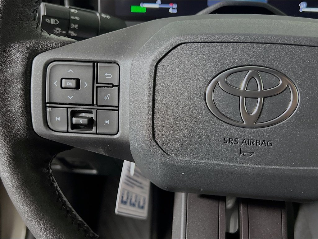 New 2026 Toyota RAV4 XSE w/ Panoramic Sun Roof Package AWD/4WD image 16