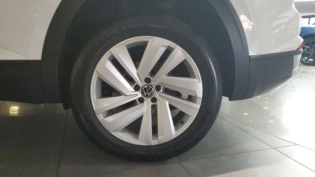 Used 2022 Volkswagen Atlas Cross Sport SE image 7