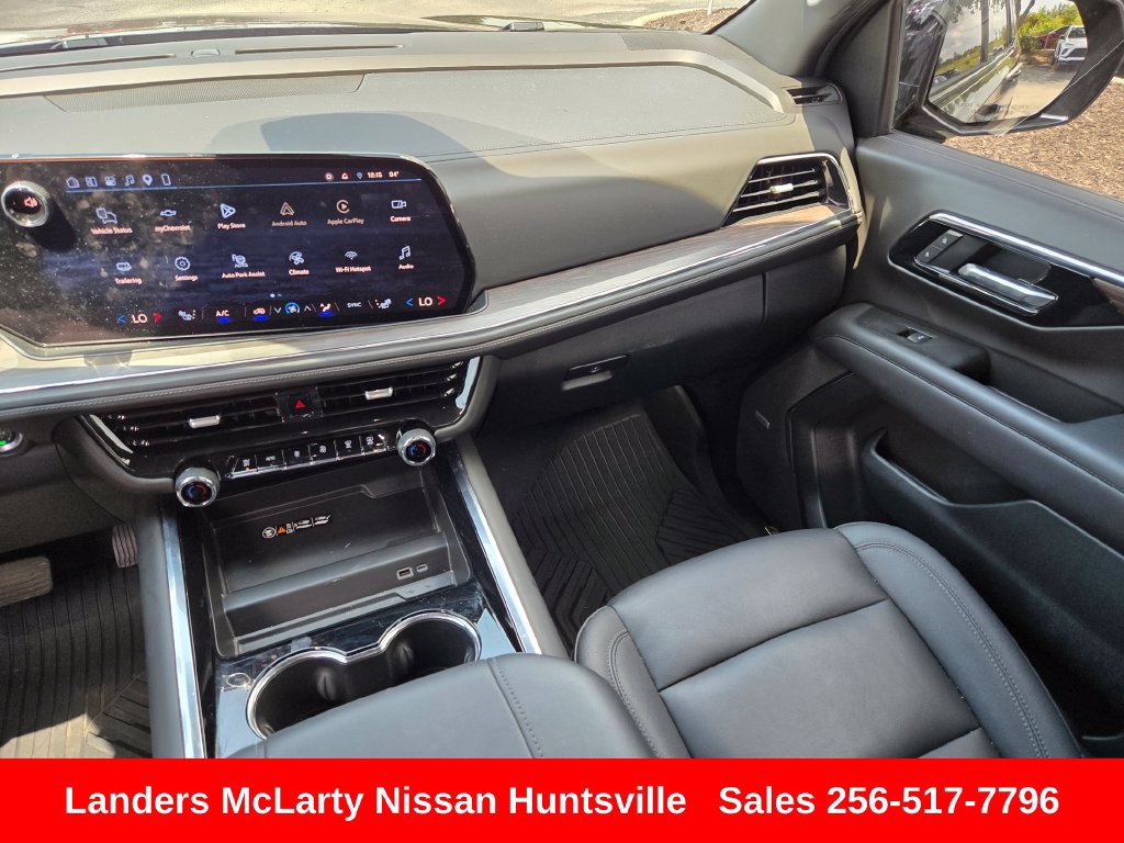 Used 2025 Chevrolet Tahoe Z71 w/ Z71 Off-Road Package AWD/4WD image 18