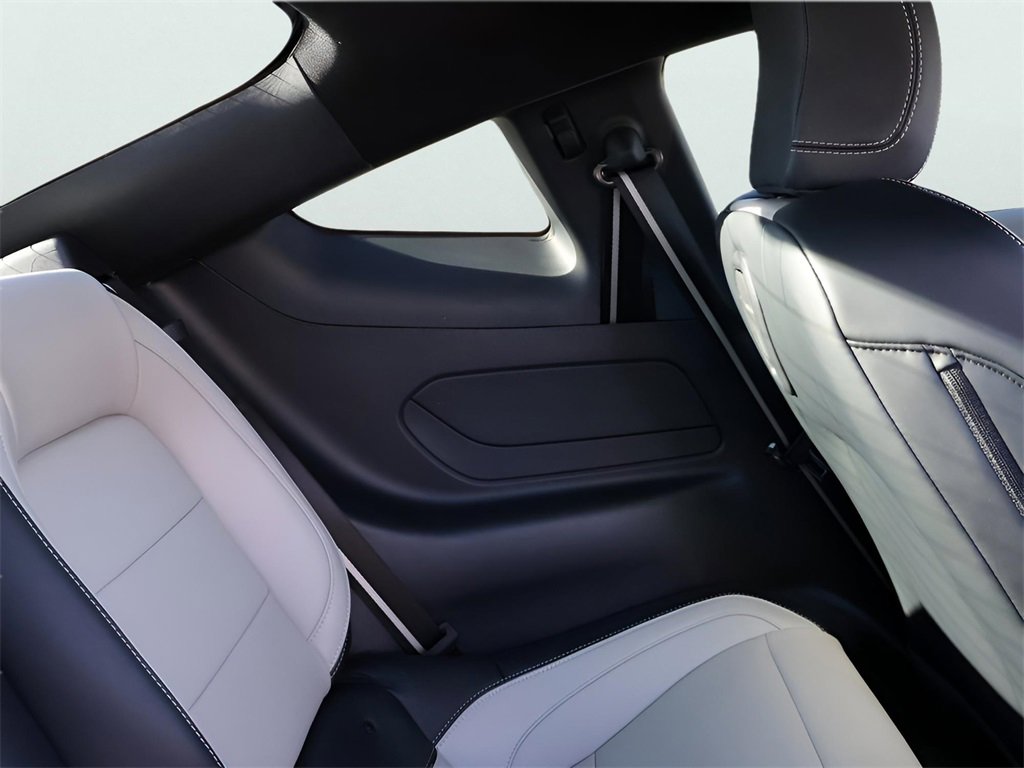 Used 2024 Ford Mustang GT Premium image 14