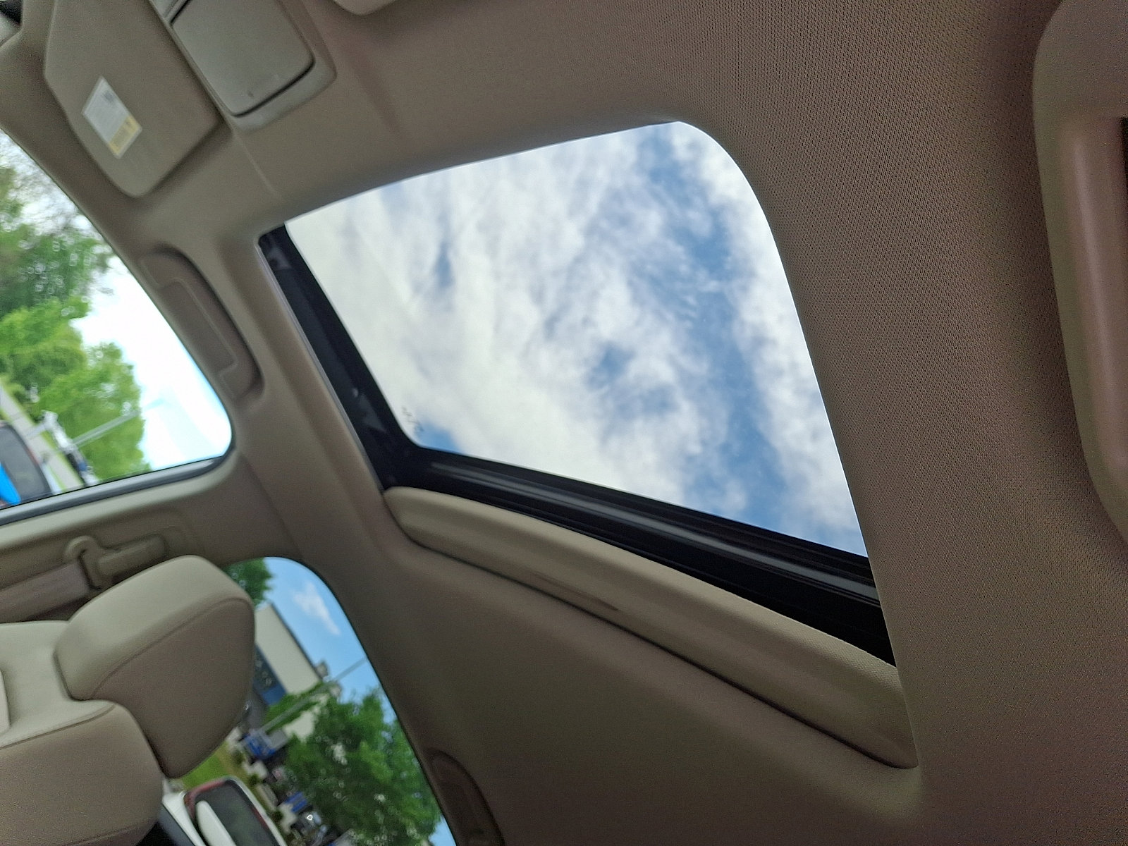 Used 2019 Honda CR-V EX image 14
