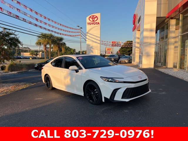 Used 2025 Toyota Camry SE