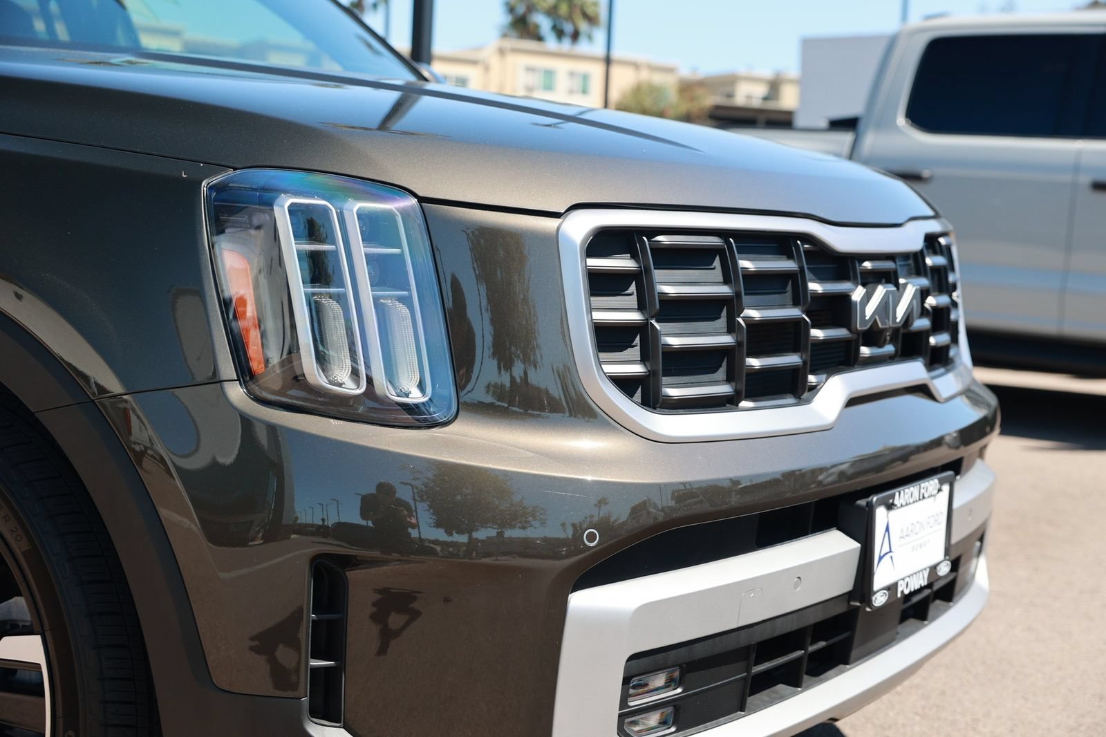 Used 2024 Kia Telluride SX Prestige AWD/4WD image 9