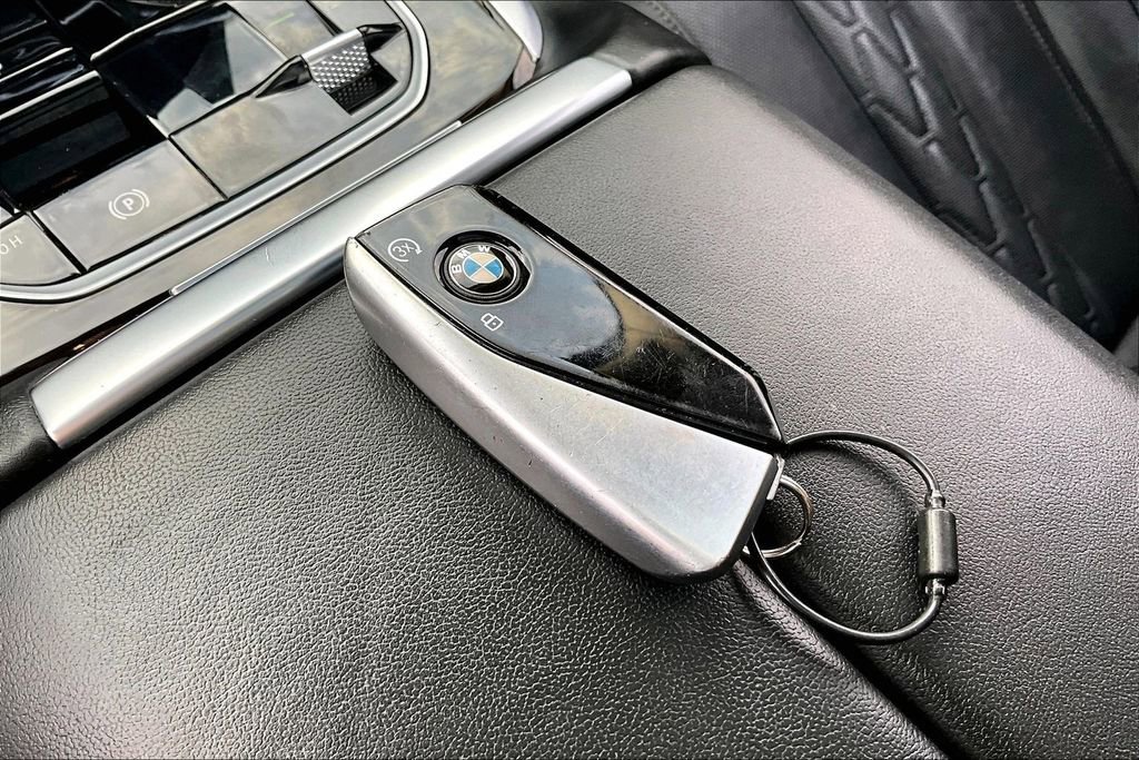 Used 2025 BMW X7 xDrive40i image 36