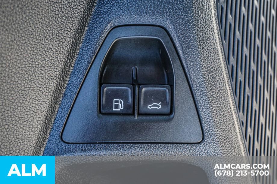 Used 2024 Volkswagen Jetta SE FWD image 48