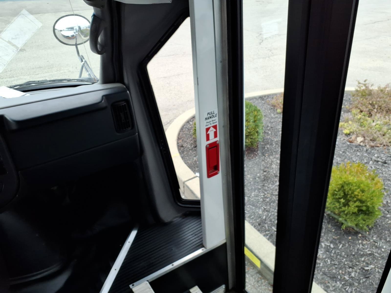 Used 2014 Chevrolet Express 3500 w/ School Bus Package RWD image 28