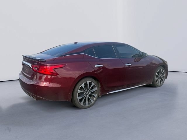 Used 2016 Nissan Maxima SR FWD image 3