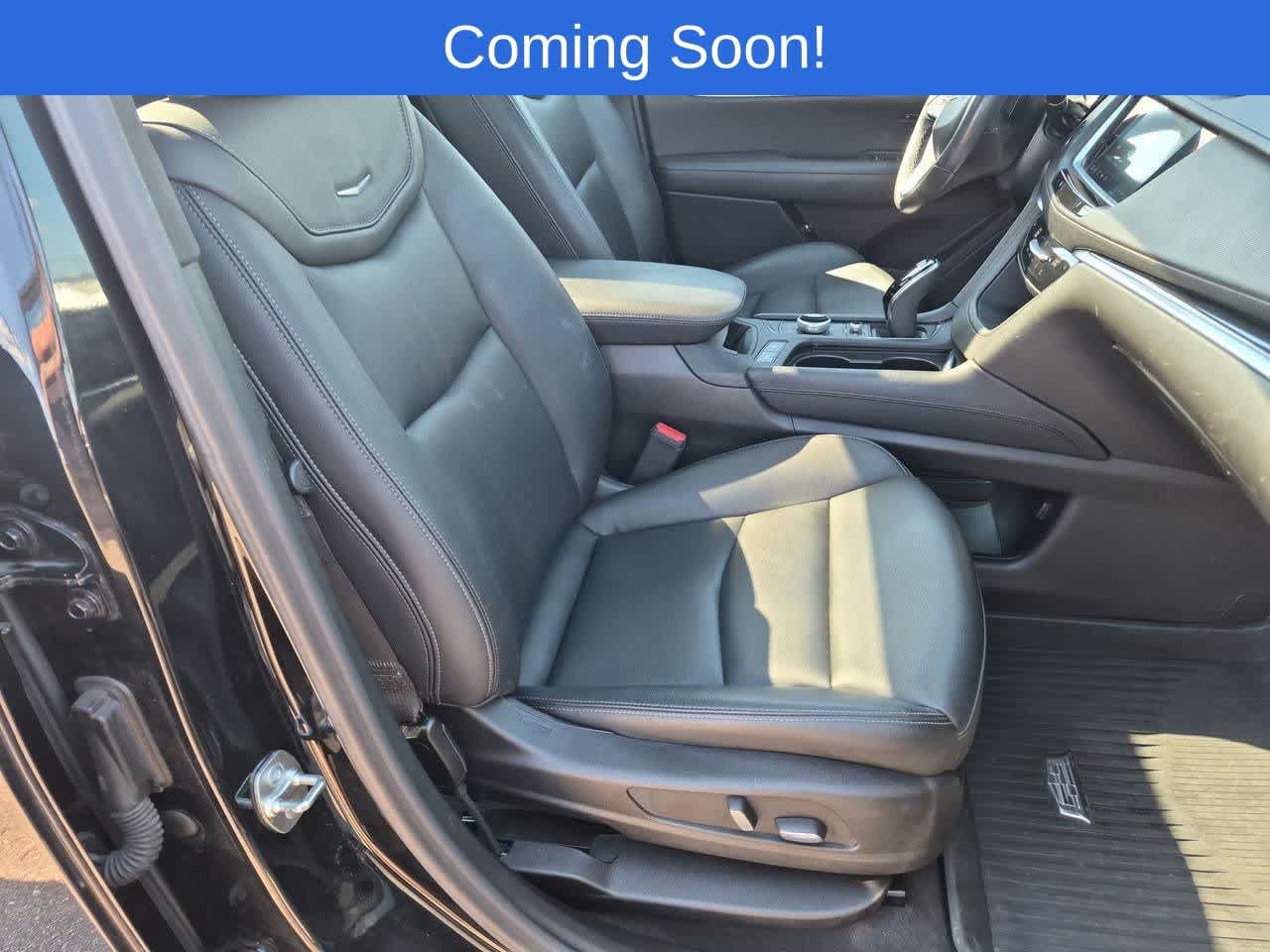 Used 2024 Cadillac XT6 Luxury w/ LPO, Floor Liner Package AWD/4WD image 25