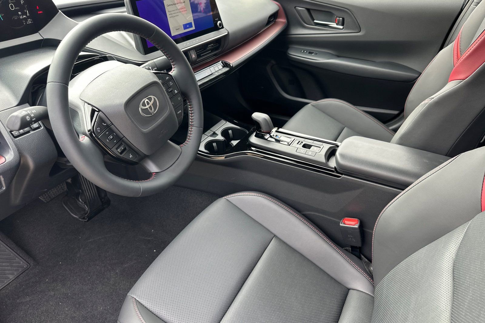 New 2026 Toyota Prius Plug-In Hybrid FWD image 10