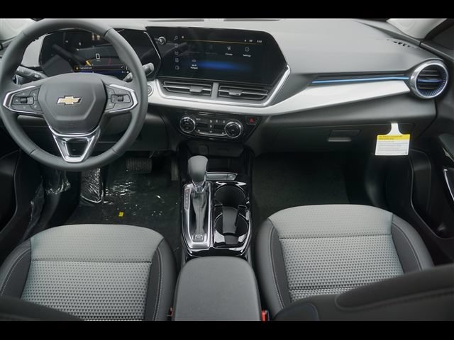 New 2026 Chevrolet Trax LT w/ LT Convenience Package FWD image 12