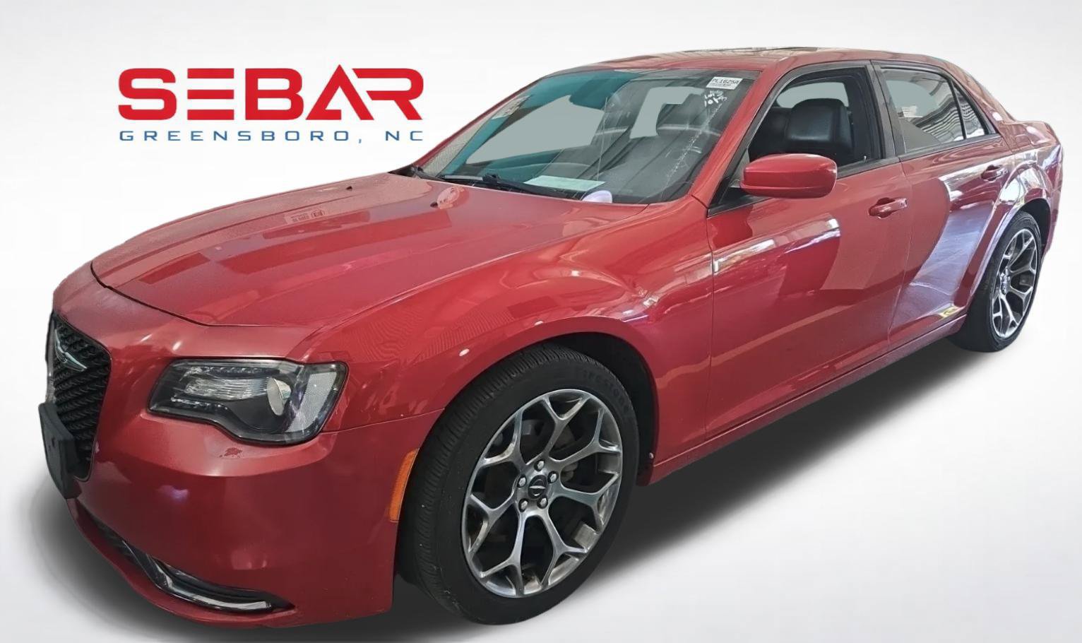 Used 2015 Chrysler 300 S RWD image 1