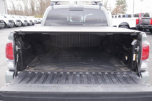Used 2023 Toyota Tacoma TRD Sport image 9