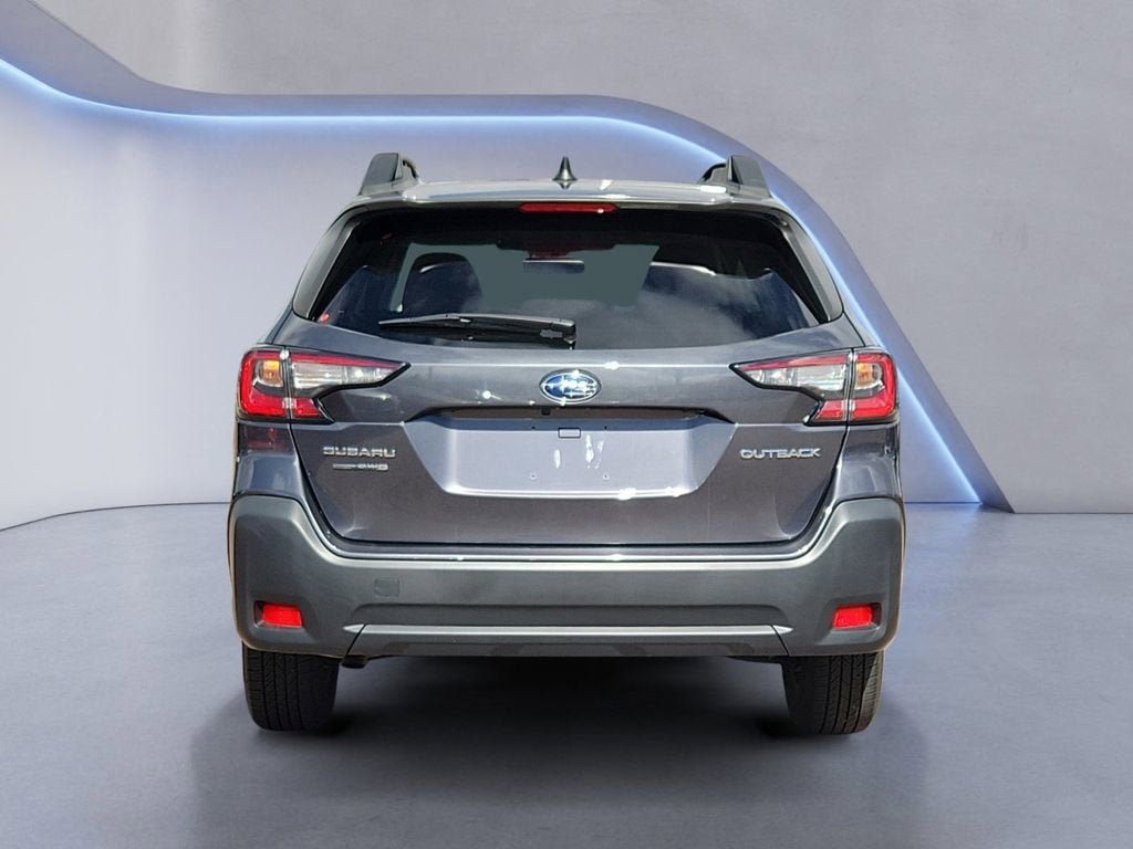 Used 2024 Subaru Outback Premium AWD/4WD image 4