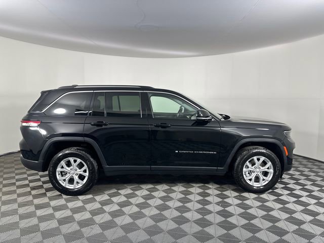 Certified 2023 Jeep Grand Cherokee Limited image 11