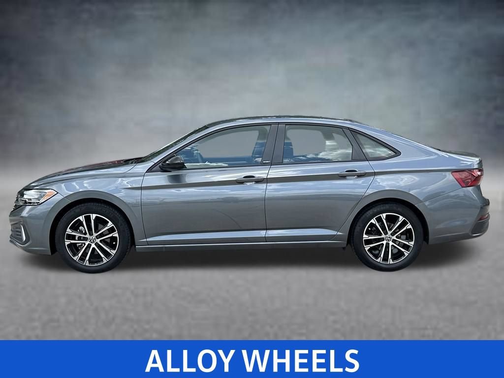 Certified 2024 Volkswagen Jetta Sport FWD image 3