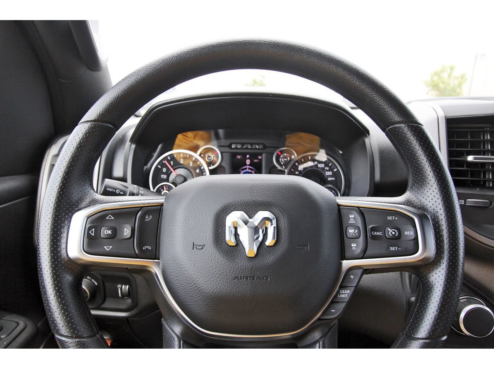 Used 2026 RAM 1500 Express RWD image 17