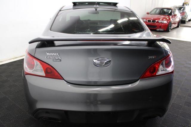 Used 2011 Hyundai Genesis 2.0T RWD image 11
