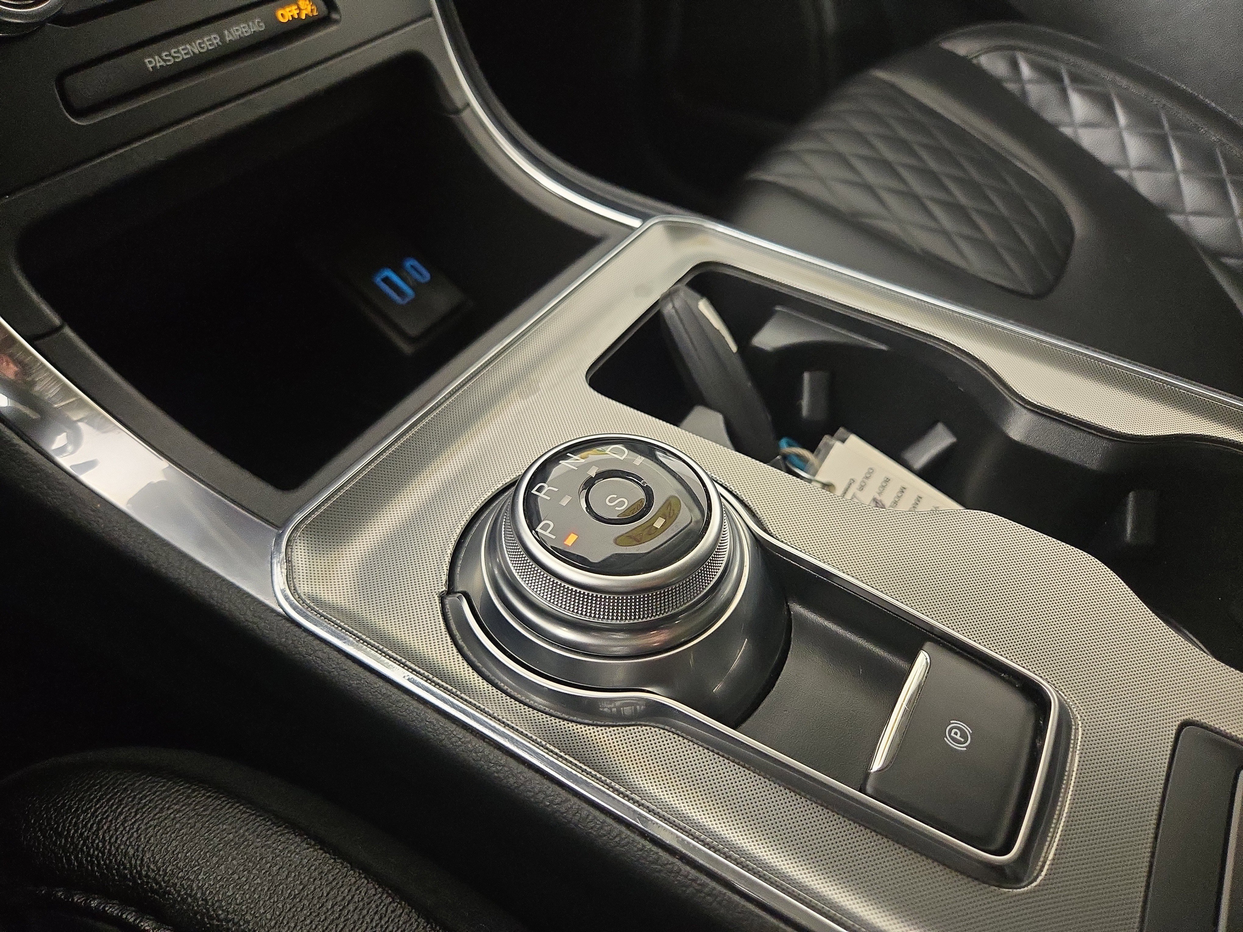 Used 2024 Ford Edge Titanium image 22