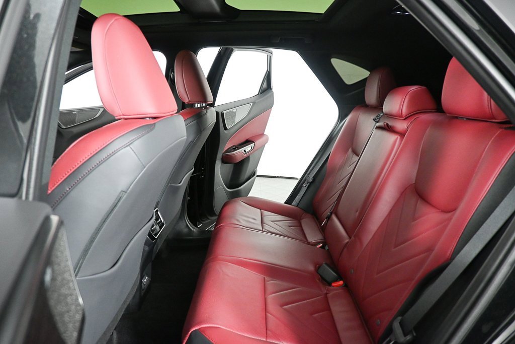 Used 2025 Lexus NX 300h AWD w/ Luxury Package image 17