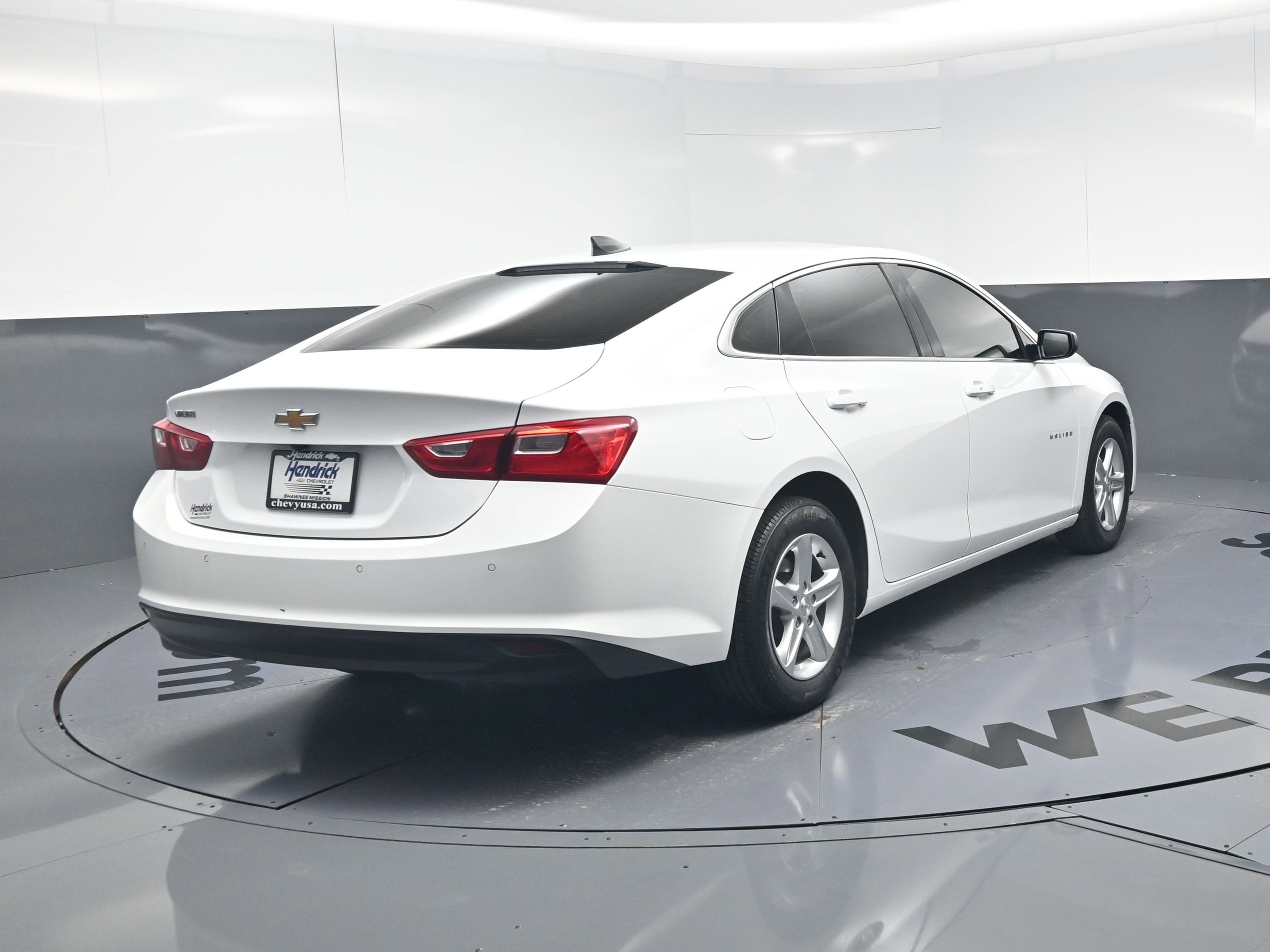 Used 2024 Chevrolet Malibu LS FWD image 9