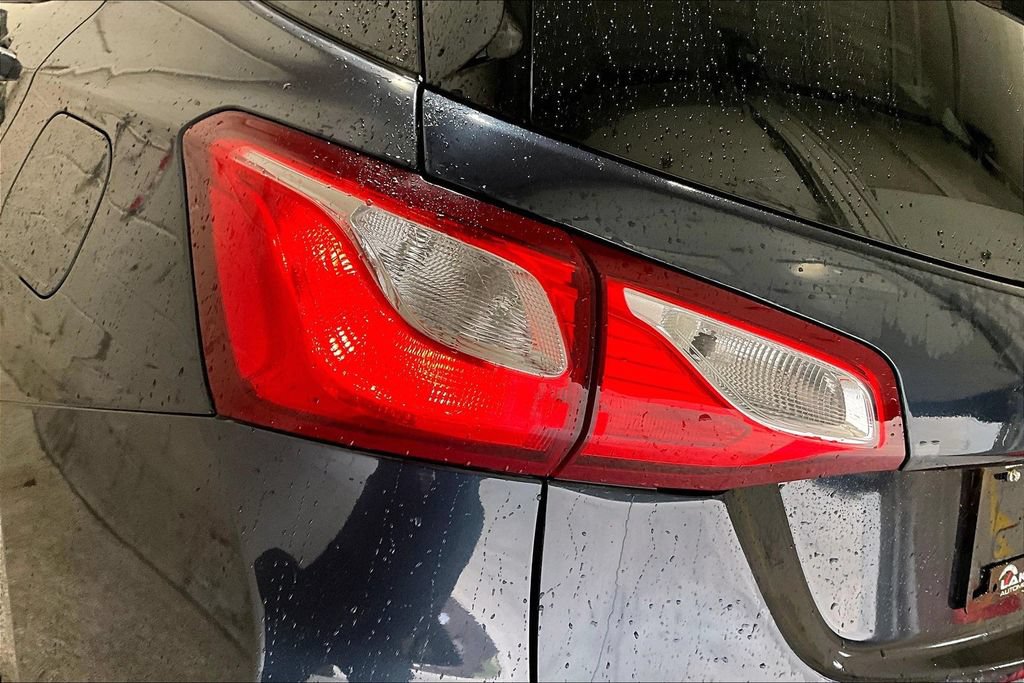 Used 2018 Chevrolet Equinox LT AWD/4WD image 23