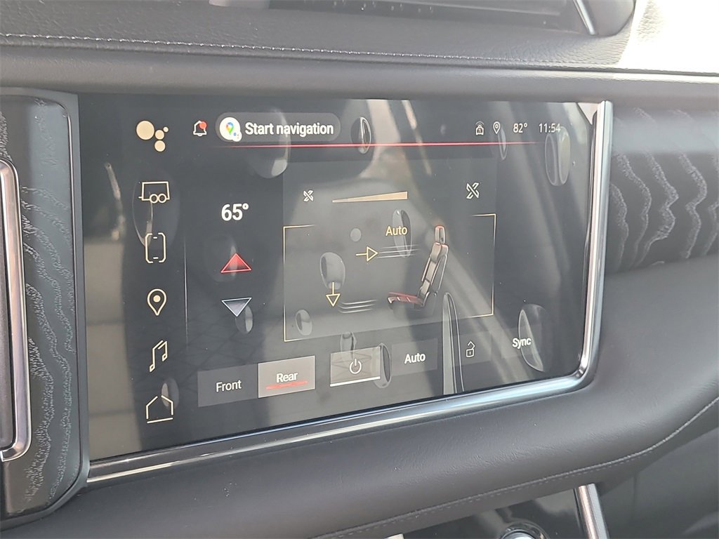 Used 2024 GMC Yukon XL Denali w/ Denali Reserve Package image 25