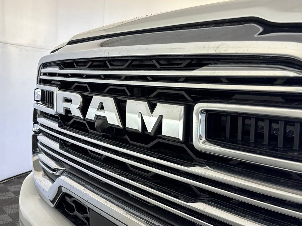New 2027 RAM 5500 Tradesman AWD/4WD image 12