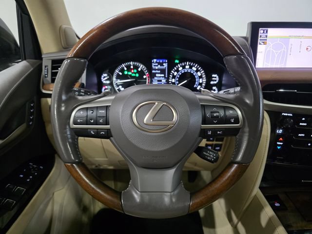 Used 2018 Lexus LX 570 4WD w/ Luxury Package image 16