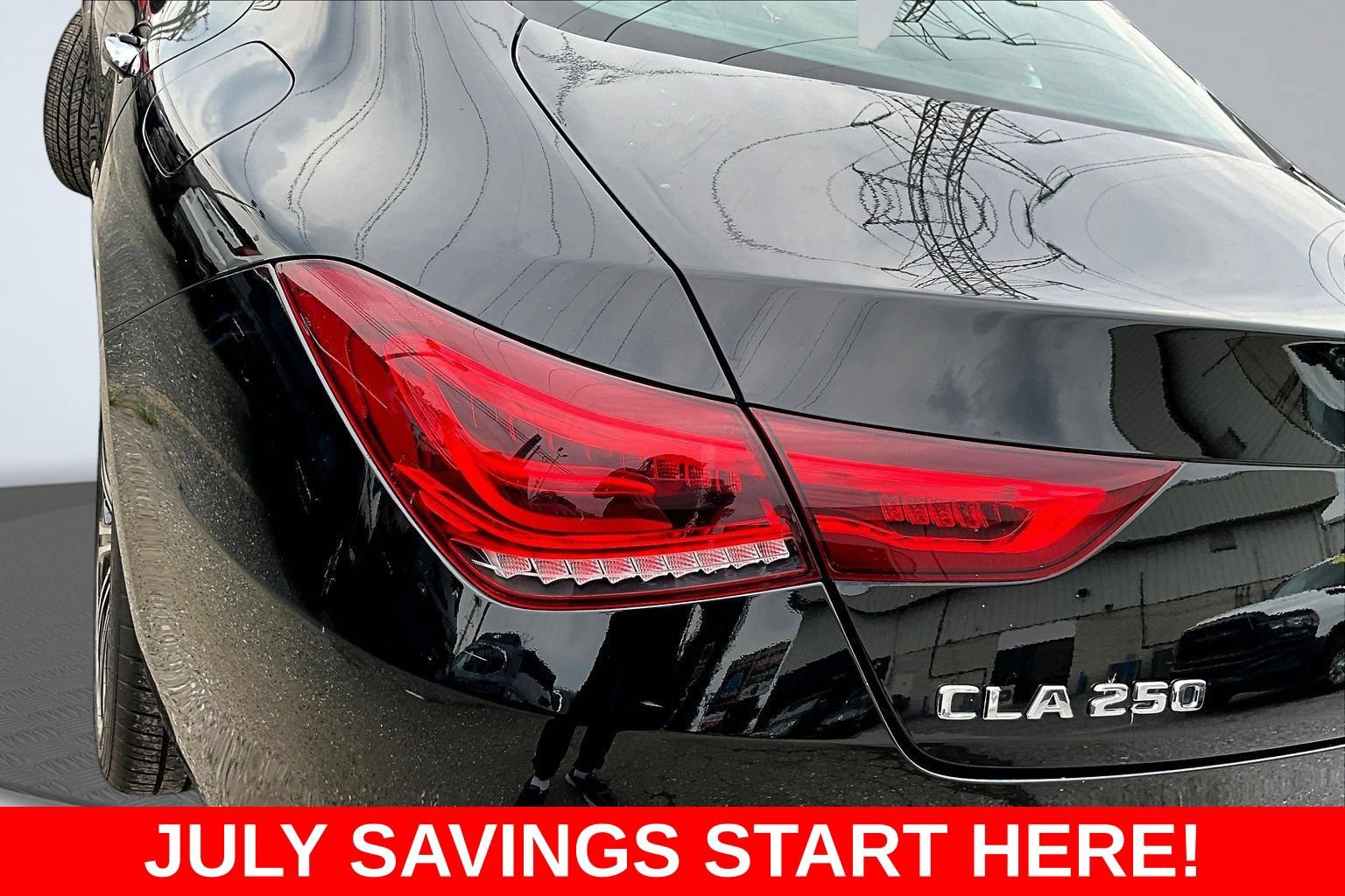Used 2023 Mercedes-Benz CLA 250 4MATIC w/ Premium Package image 24